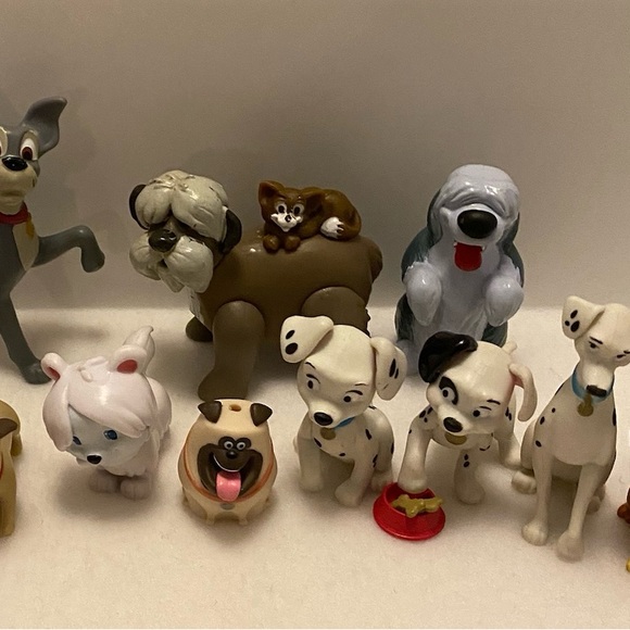 Famous Dogs Collection - Picture 2 of 16